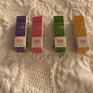 Lip oils set of 4